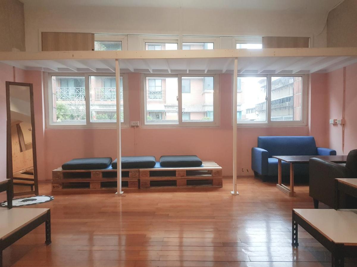 Hostel Of Rising Sun 昇行旅 Йонгхе Екстериор снимка